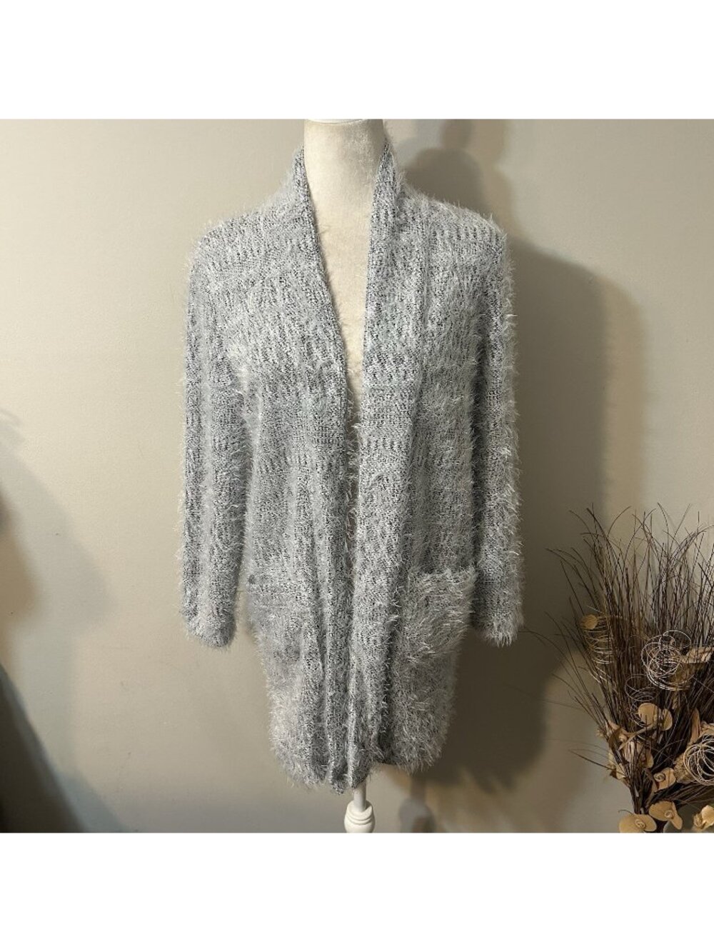 New Vince Camuto Gray Cardigan Sweater Eyelash Fuzzy Open Front Long Sleeve Sz M